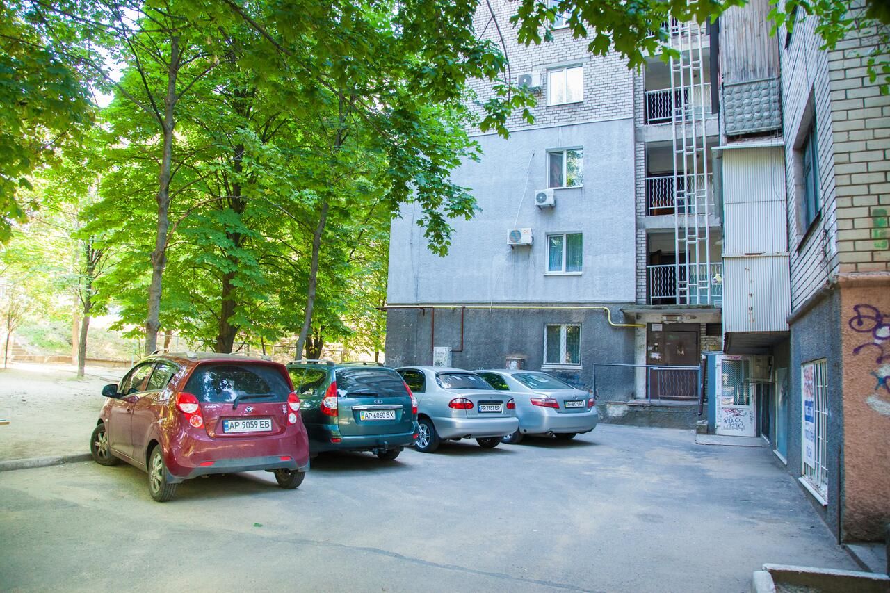 Апартаменты Semi-luxury Apartment on Dunayskaya 35 Запорожье-14